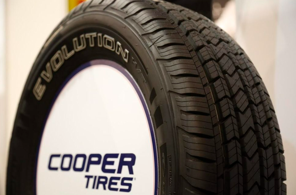 COOPER ICE600 235/55R20 102T 全部1本。 COOPER ICE600 235/55R20